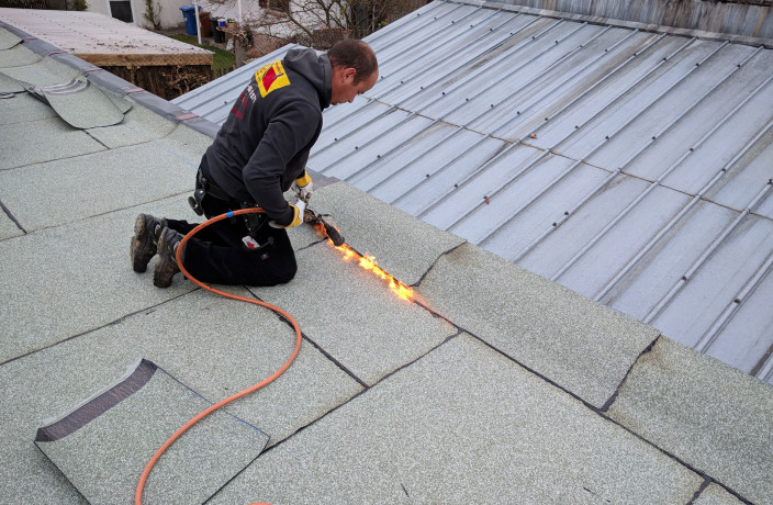 Beispielarbeit von Kds gmbh - komplette Dachsanierung - veröffentlicht auf Dachdecker.com